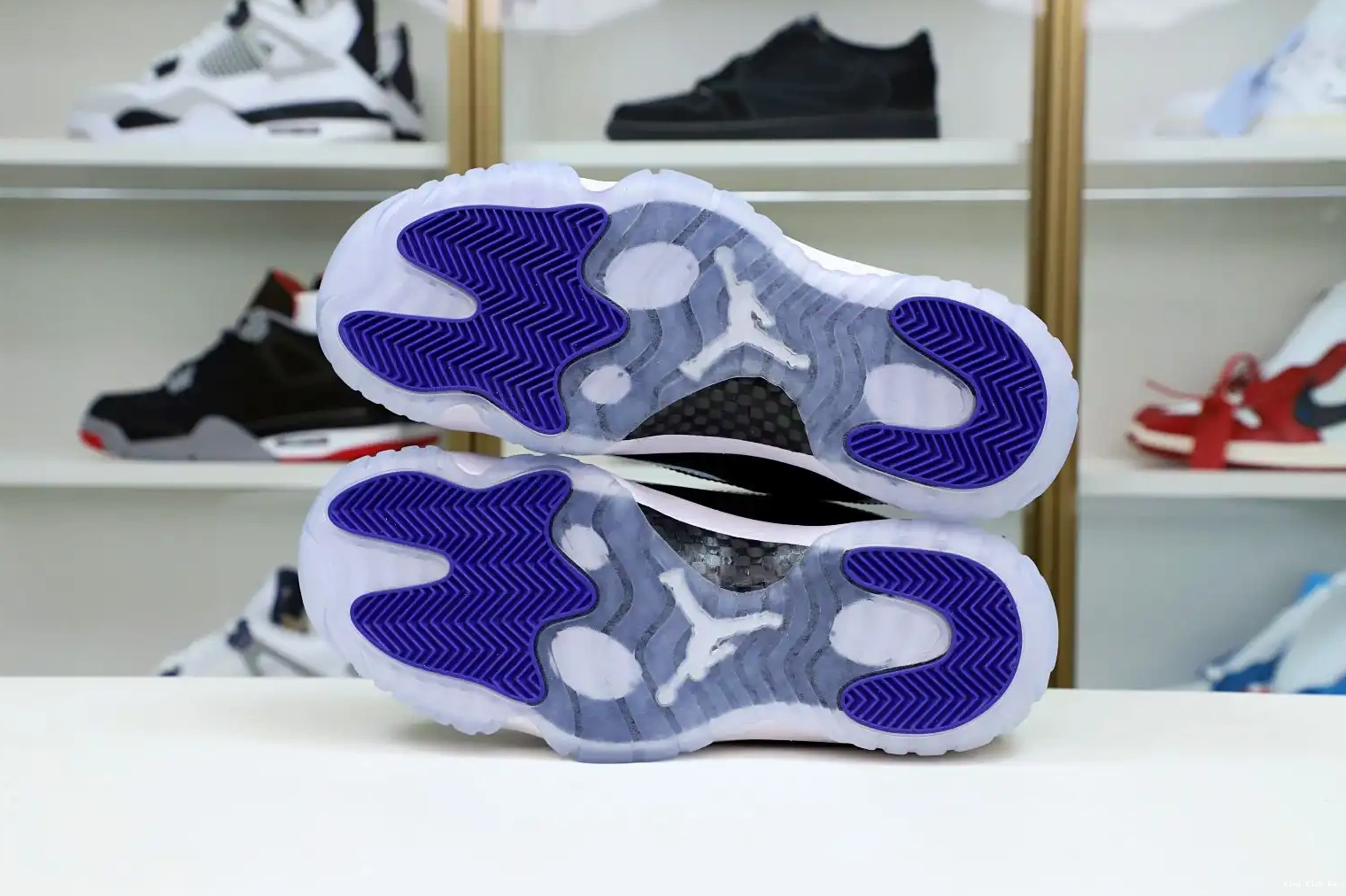 RETRO 2018 Kimikick 'CONCORD' AIR JORDAN 11 0730